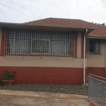 104 Oliver Lea Drive Hotel Durban Eksteriør billede